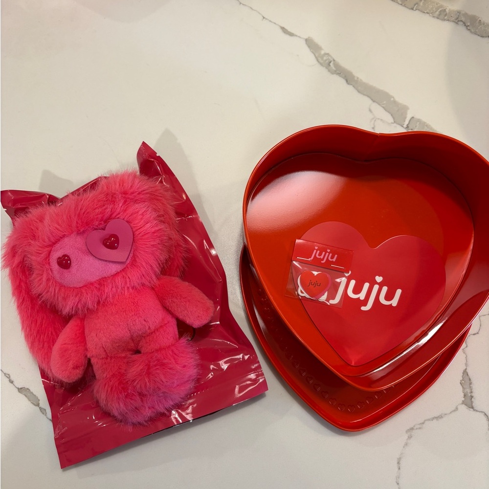CJ Hendry Juju - NIB Valentine’s Release - Hot Pink “Ziggy”